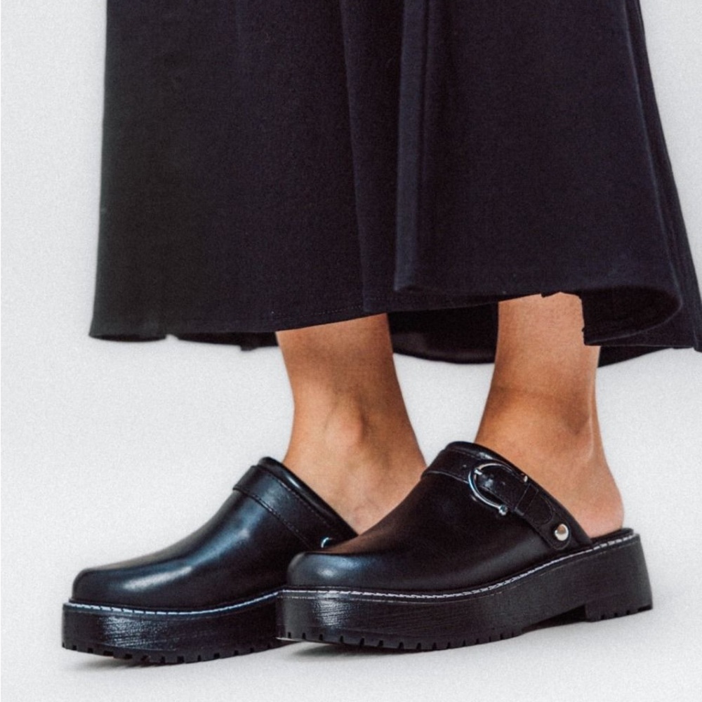 Matisse Lenni Mules